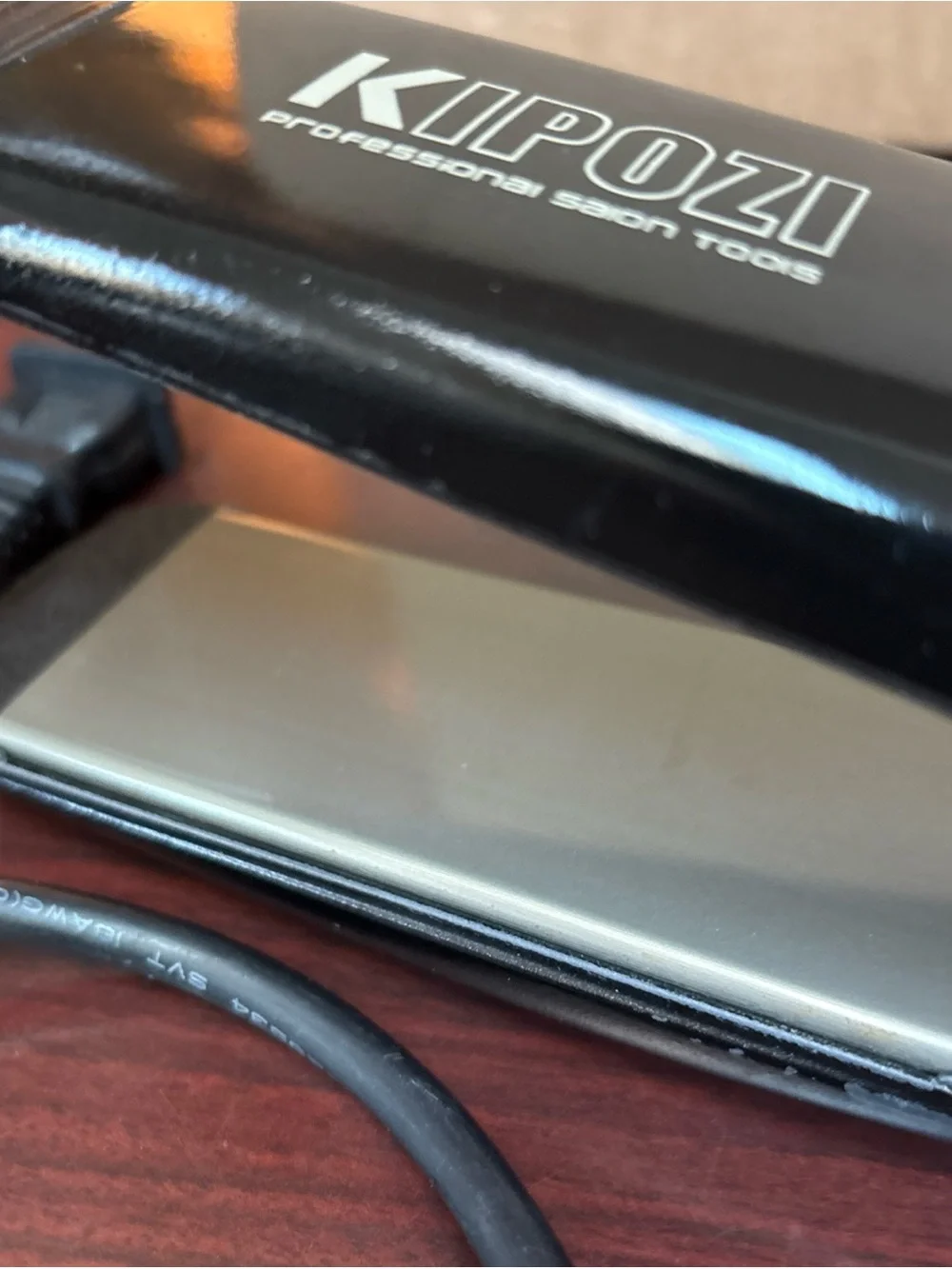 KIPOZI Professional Flat Iron Salon Hair Straightener 1.75” Wide Iron Titanium